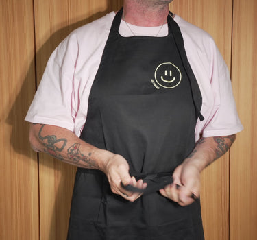 Black apron 